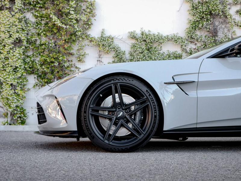 Image ASTON MARTIN V8 Vantage 4.0 665ch BVA