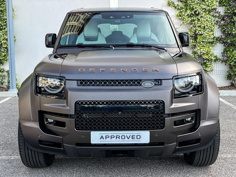 Image LAND-ROVER Defender 110 4.4 P635 Octa