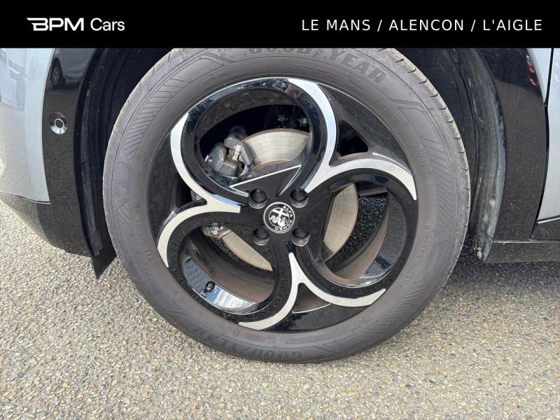 Image ALFA ROMEO Junior 1.2 Ibrida 136ch Premium DCT6