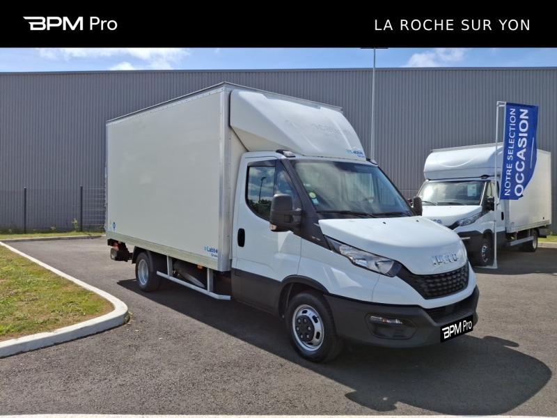 Photo IVECO Daily CCb 35C16H 3.0/ 160 cv / Empattement 4100 / Caisse Hayon Dhollandia 32 900? HT