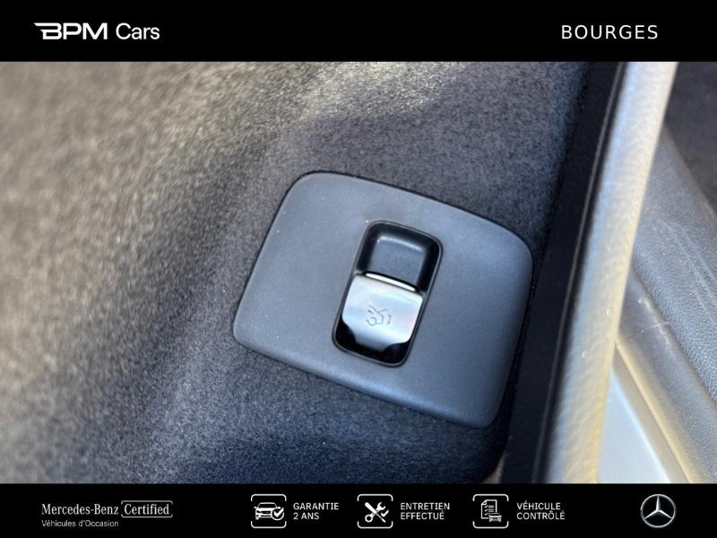 Image MERCEDES-BENZ Classe E 220 d 197+23ch AMG Line 9G-Tronic