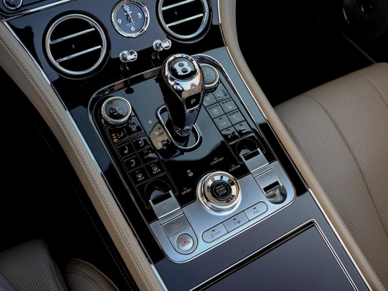 Image BENTLEY CONTINENTAL GTC V8 4.0 550ch