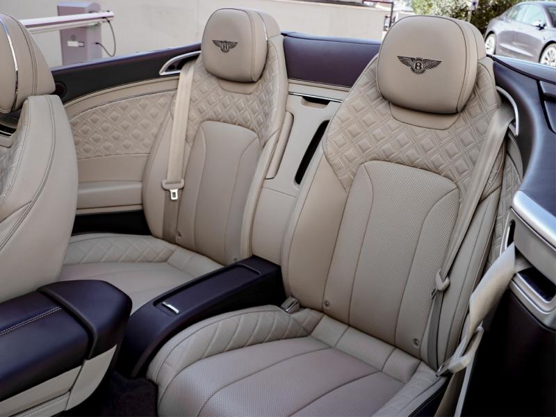 Image BENTLEY CONTINENTAL GTC V8 4.0 550ch