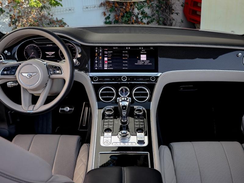 Image BENTLEY CONTINENTAL GTC V8 4.0 550ch