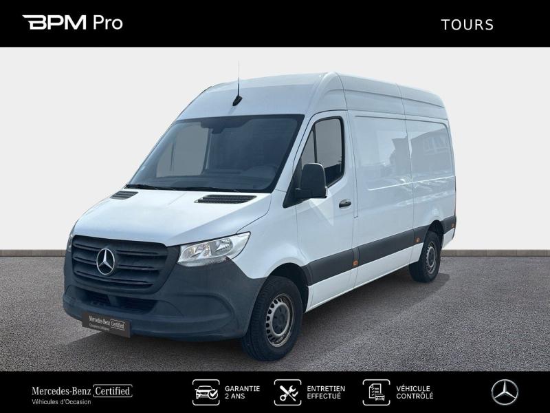 Photo MERCEDES-BENZ Sprinter Fg 314 CDI 37 3T5 First Propulsion Lourd (19990 ? HT)