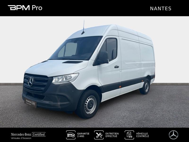 Photo MERCEDES-BENZ Sprinter Fg 314 CDI 37 3T5 First Propulsion Lourd
