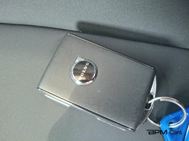 Image VOLVO XC60 T6 Hybride Rechargeable 350ch Ultra Style Dark Geartronic 8 AWD