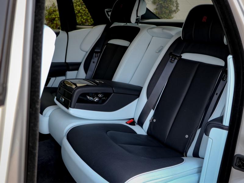 Image ROLLS-ROYCE Ghost V12 6.6 600ch Black Badge