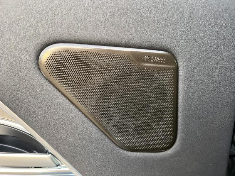 Image LAND-ROVER Range Rover 4.4 P530 530ch SV LWB