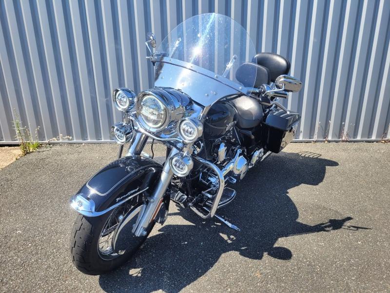 Image HARLEY-DAVIDSON Road King Classic Road King Classic 1690 Noir ABS 2011