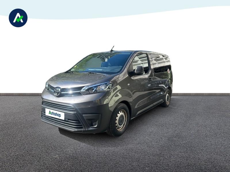 Photo TOYOTA PROACE Combi Compact 1.5 120 D-4D Dynamic RC21