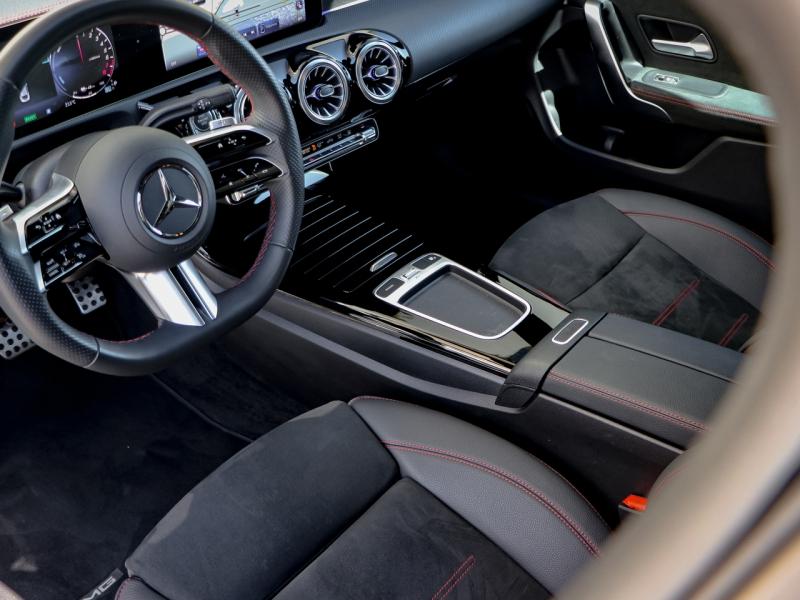 Image MERCEDES-BENZ CLA 250 e 218ch AMG Line 8G-DCT