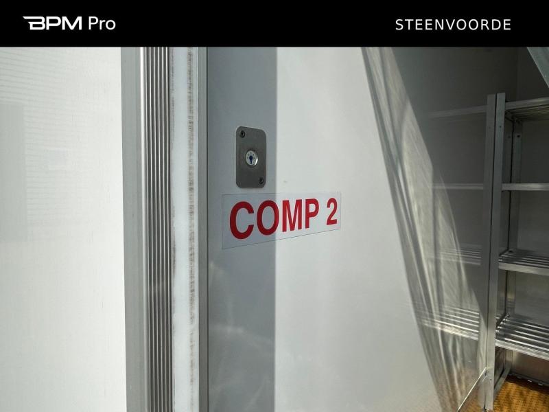 Image NISSAN NV400 CCb 3t5 2.3dCi 145ch Caisse frigorifique bi-compartiment