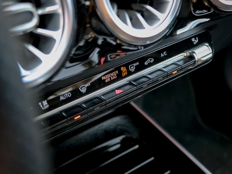 Image MERCEDES-BENZ GLA 200 d 150ch AMG Line 8G-DCT