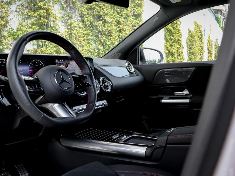 Image MERCEDES-BENZ GLA 200 d 150ch AMG Line 8G-DCT