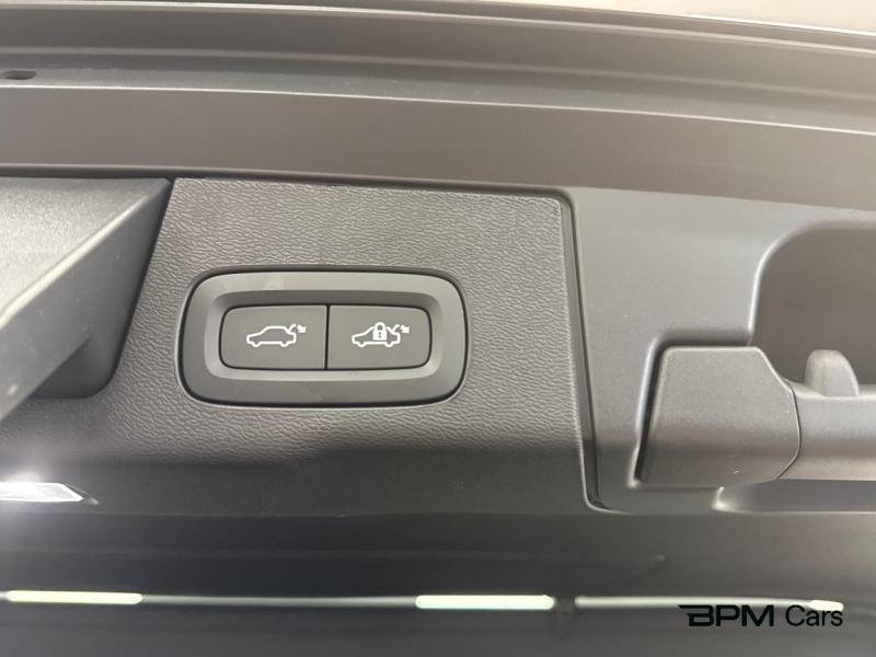 Image VOLVO XC60 T6 Hybride Rechargeable 350ch Ultra Style Dark Geartronic 8 AWD