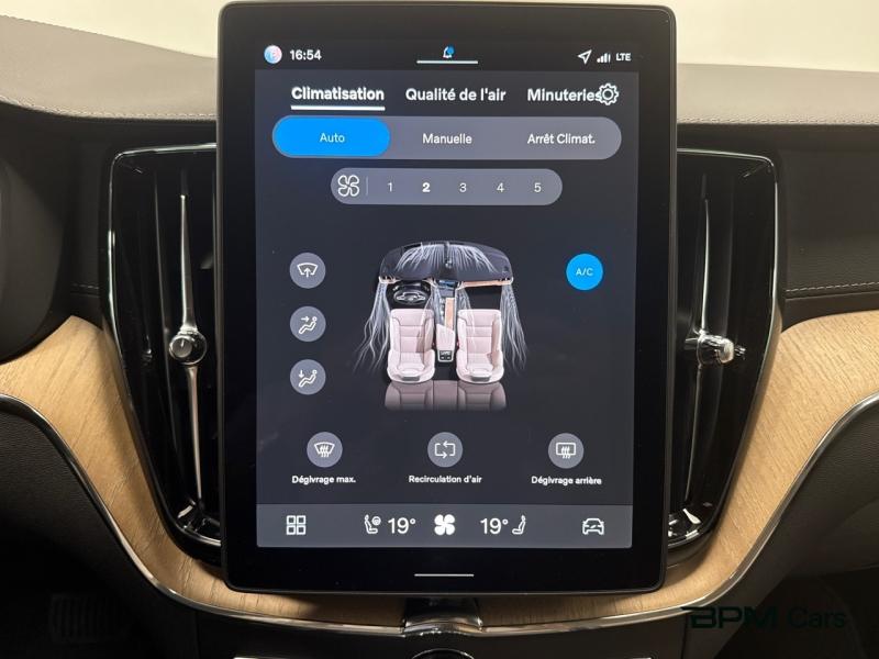 Image VOLVO XC60 T6 Hybride Rechargeable 350ch Ultra Style Dark Geartronic 8 AWD