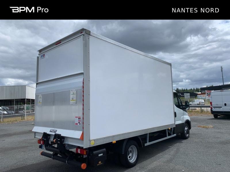 Image IVECO Daily CCb 35-160H / CAISSE & HAYON / 3.0L 160CH / 2023 /