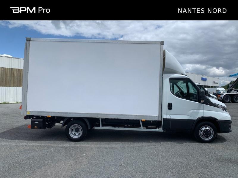 Image IVECO Daily CCb 35-160H / CAISSE & HAYON / 3.0L 160CH / 2023 /