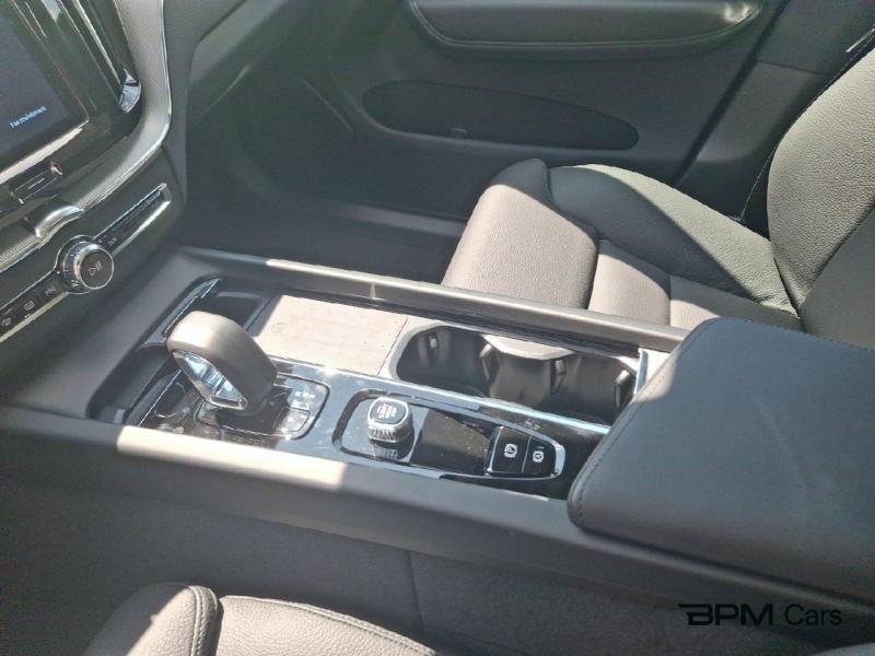 Image VOLVO XC60 T6 Hybride Rechargeable 350ch Ultra Style Dark Geartronic 8 AWD