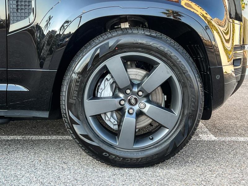 Image LAND-ROVER Defender 110 2.0 P300e X-Dynamic SE