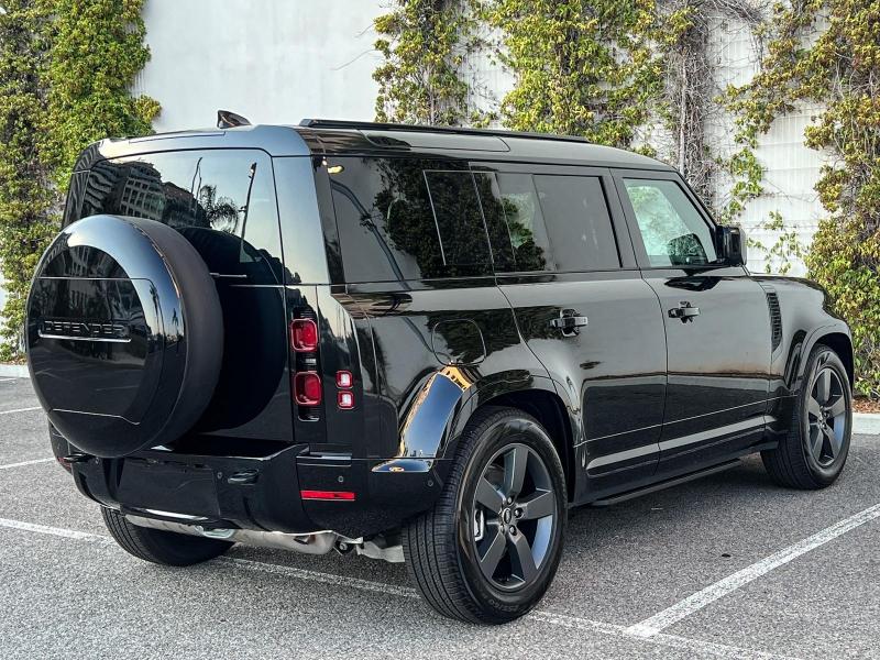 Image LAND-ROVER Defender 110 2.0 P300e X-Dynamic SE