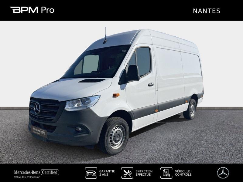 Photo MERCEDES-BENZ Sprinter Fg 317 CDI 37 3T5 First Propulsion Léger