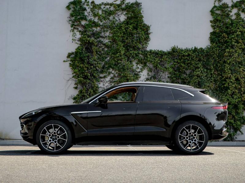 Image ASTON MARTIN DBX 4.0 V8 biturbo 550ch BVA9