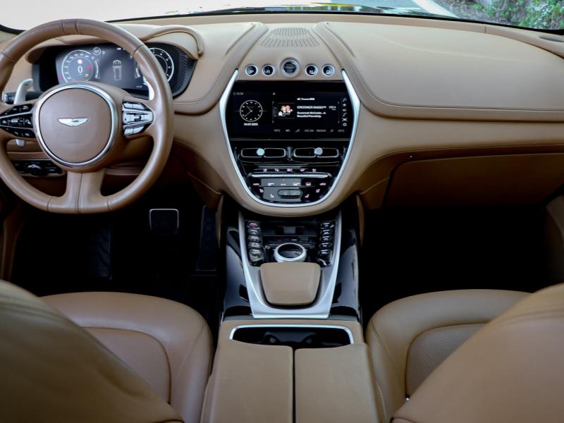 Image ASTON MARTIN DBX 4.0 V8 biturbo 550ch BVA9