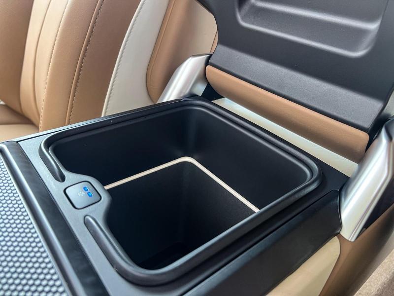 Image LAND-ROVER Range Rover 4.4 P530 530ch SV LWB