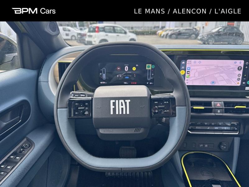 Image FIAT Grande Panda 1.2 Hybrid Turbo 110ch La Prima eDCT6