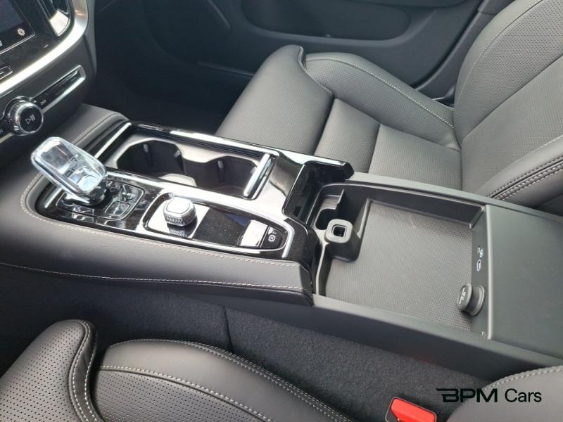 Image VOLVO V60 T6 AWD 253+145ch Plus Style Dark Geartronic 8