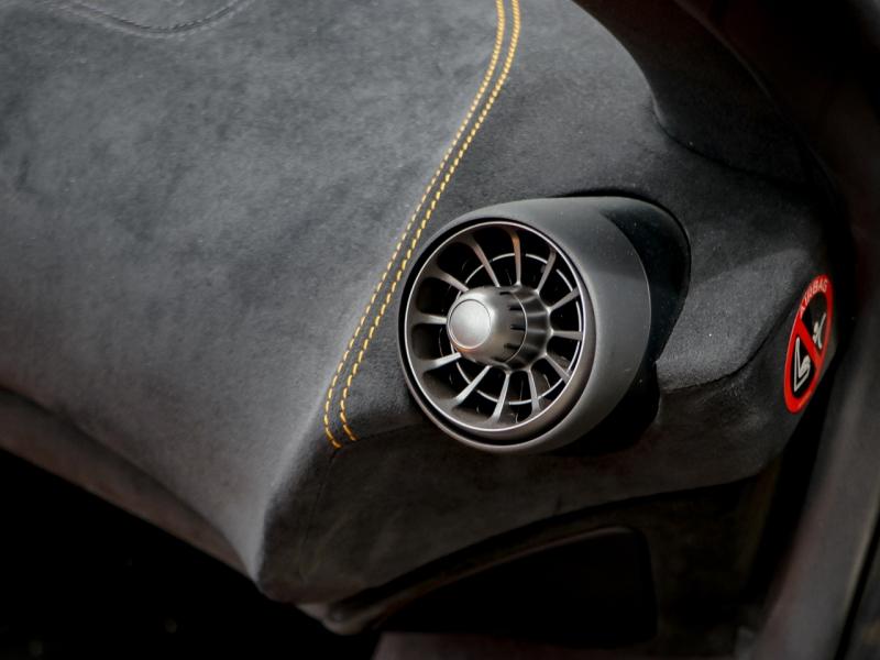 Image MCLAREN 675LT Spider 3.8 V8 biturbo 675ch