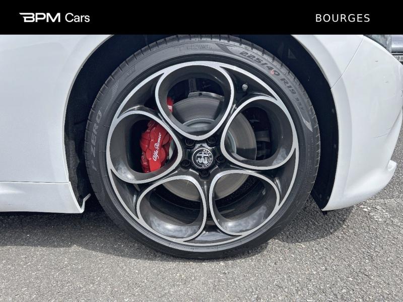Image ALFA ROMEO Giulia 2.2 Diesel 160ch Veloce AT8