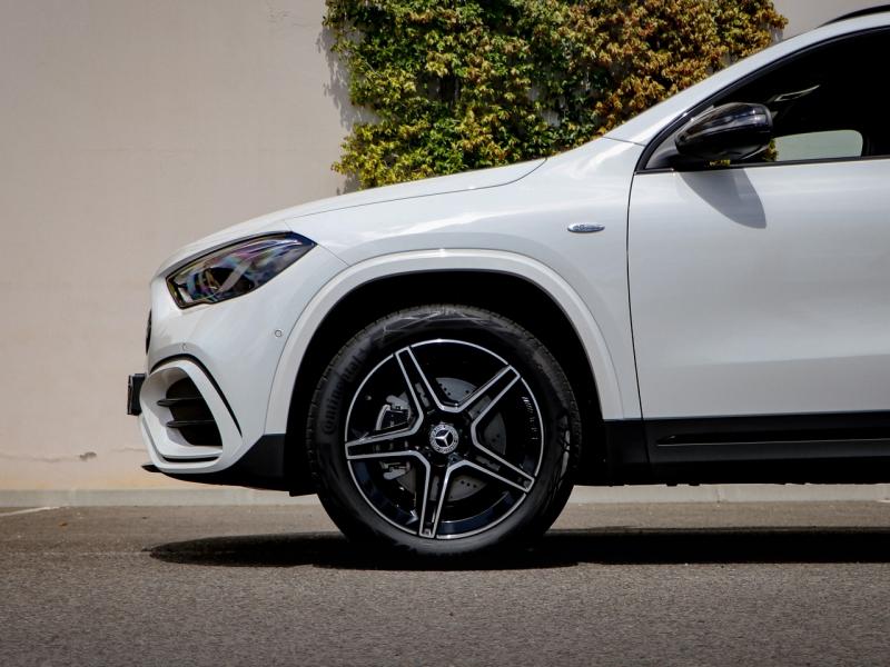 Image MERCEDES-BENZ GLA 250 e Hybrid EQ 218ch AMG Line 8G-DCT