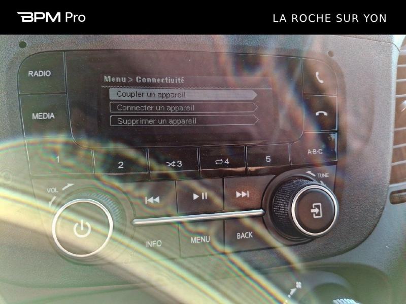 Image IVECO Daily CCb 35C16H / Caisse Hayon / 20m3 / 3.0l 160cv / empattement 4100 / 34 900 HT