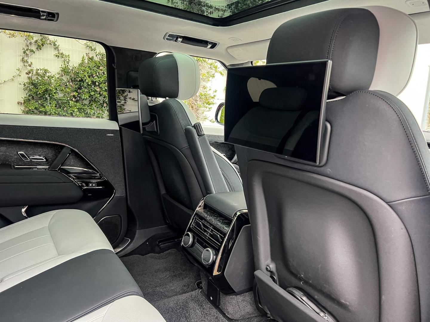 Image LAND-ROVER Range Rover Sport 4.4 P530 530ch First Edition