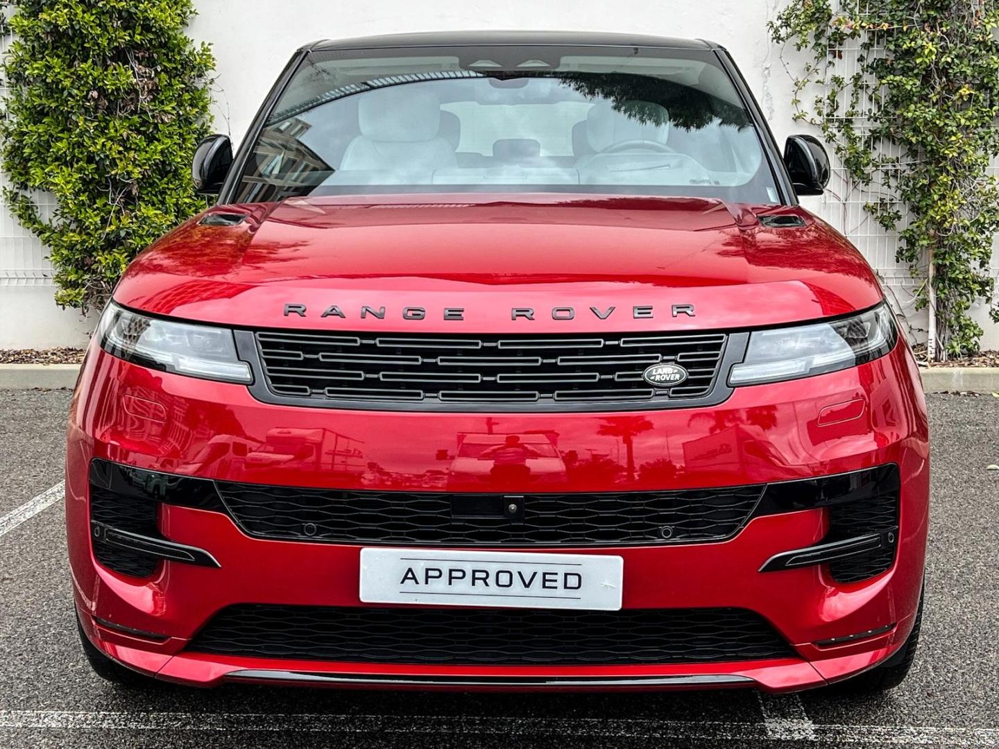 Image LAND-ROVER Range Rover Sport 4.4 P530 530ch First Edition