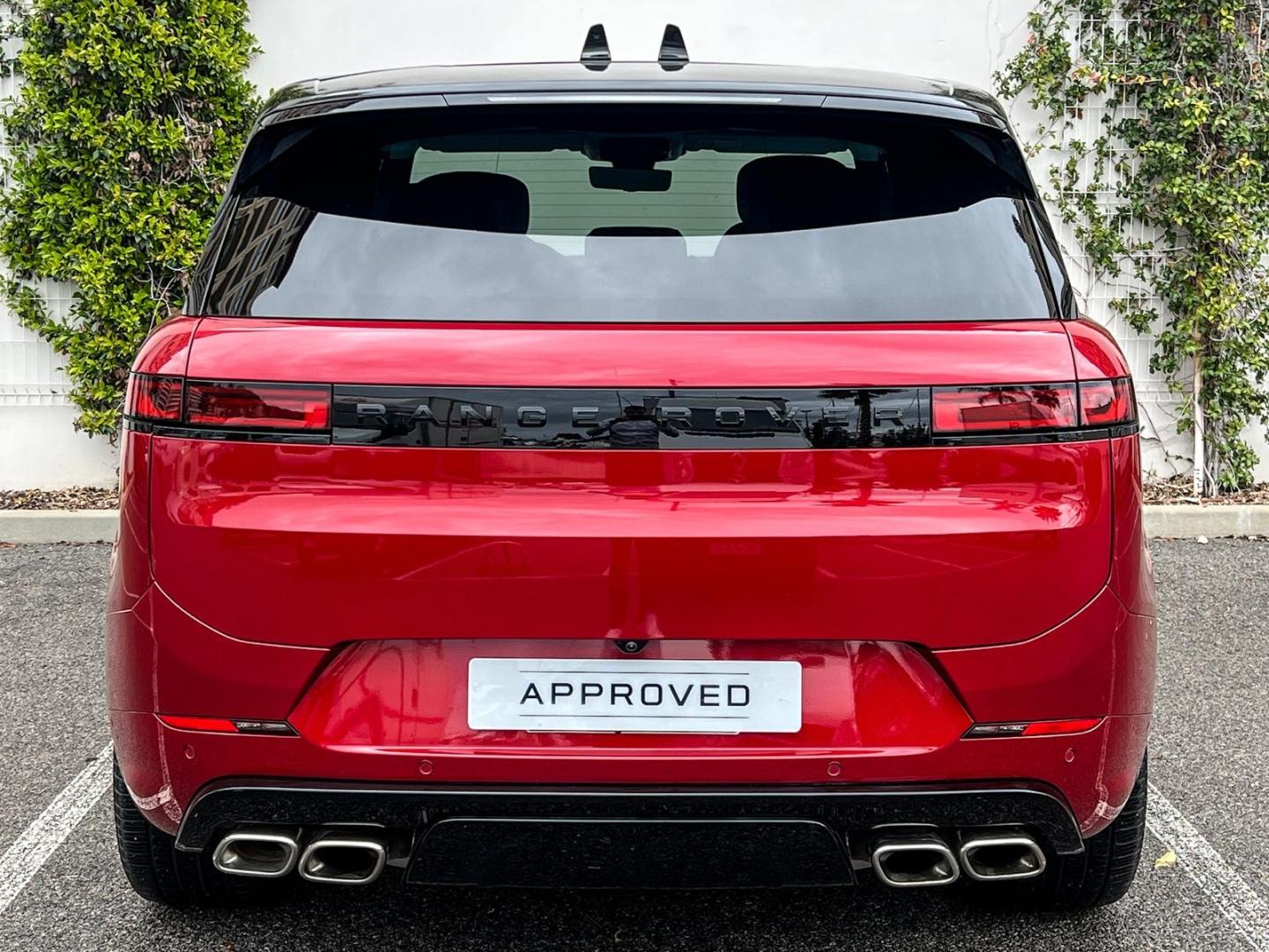 Image LAND-ROVER Range Rover Sport 4.4 P530 530ch First Edition