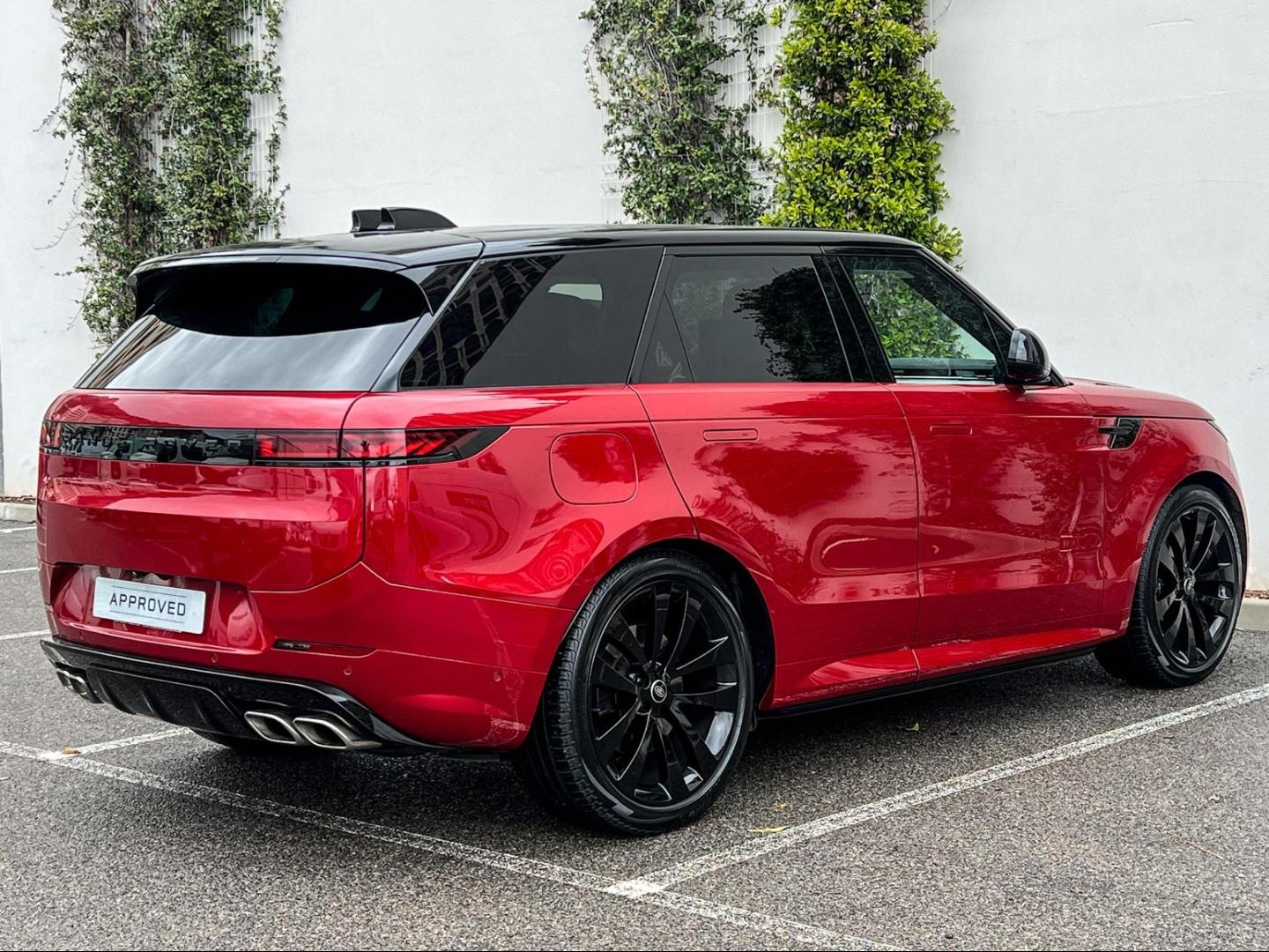 Image LAND-ROVER Range Rover Sport 4.4 P530 530ch First Edition