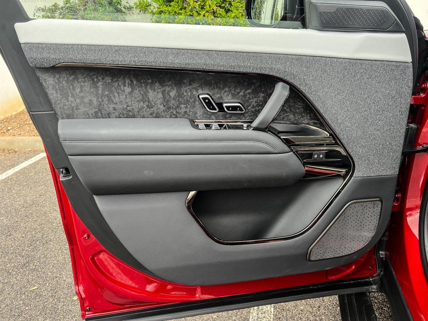 Image LAND-ROVER Range Rover Sport 4.4 P530 530ch First Edition