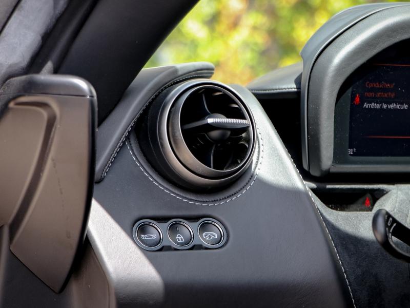 Image MCLAREN 720S 720ch