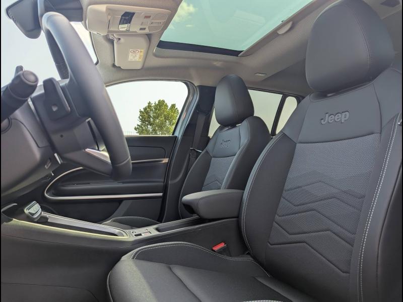 Image JEEP Avenger 1.2 Turbo T3 100ch MHEV Summit BVR6 eHybrid