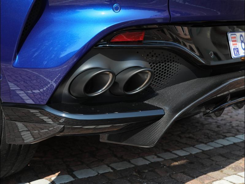 Image ASTON MARTIN DBX 4.0 V8 biturbo 707ch BVA9