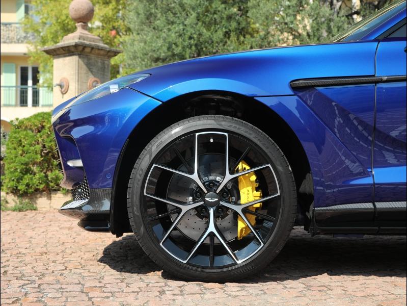 Image ASTON MARTIN DBX 4.0 V8 biturbo 707ch BVA9