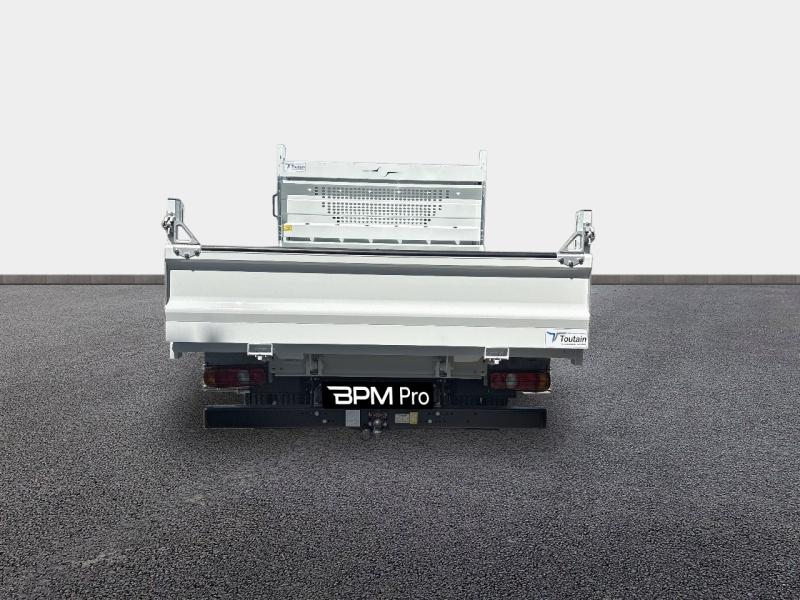 Image FUSO Canter CCb 3C15 Empattement 28