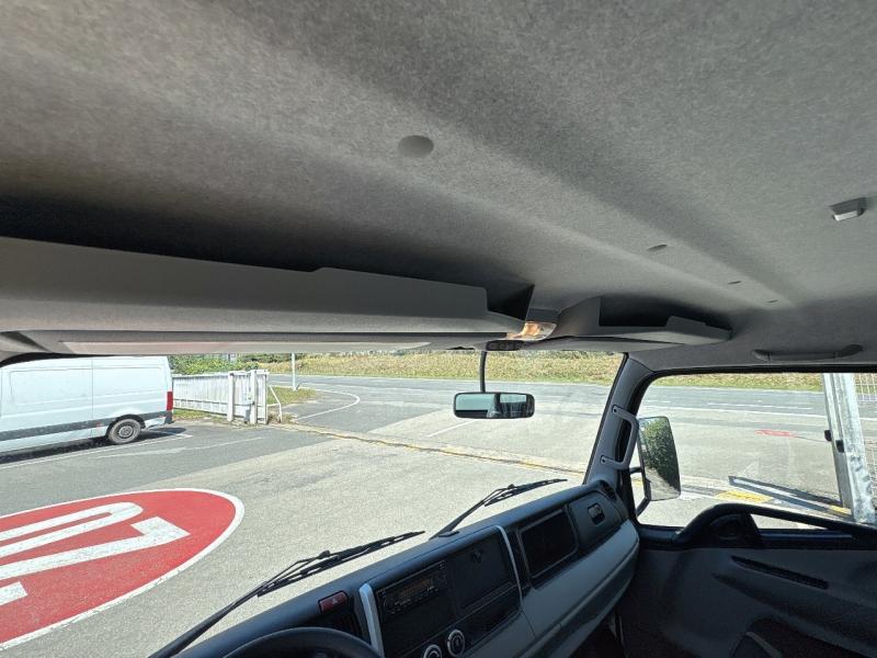Image FUSO Canter CCb 3C15 Empattement 28