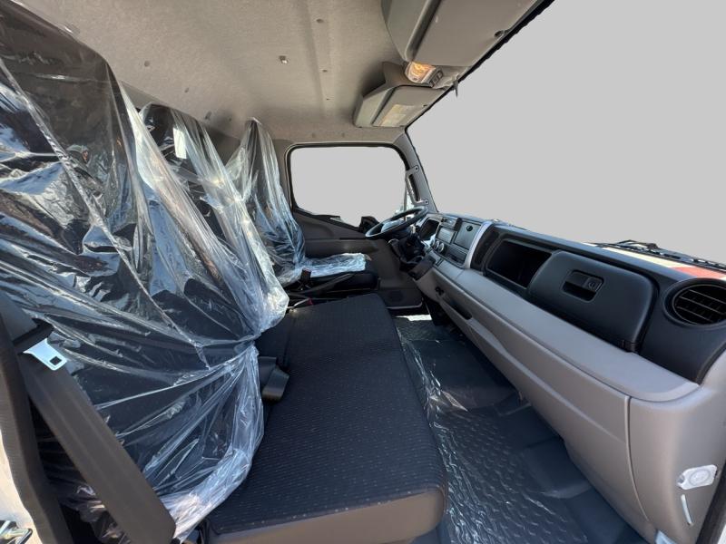 Image FUSO Canter CCb 3C15 Empattement 28