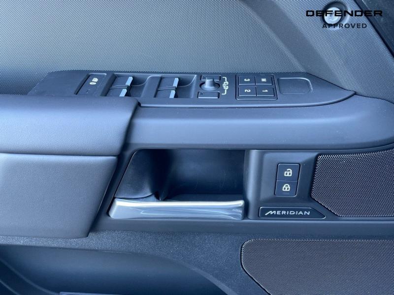 Image LAND-ROVER Defender 110 2.0 P300e X-Dynamic HSE