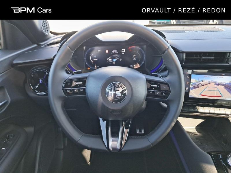 Image ALFA ROMEO Junior 1.2 Ibrida 136ch Premium DCT6 Q4